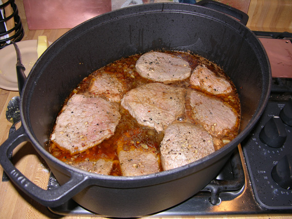 Chasseur French Enameled Cast Iron Braiser with Lid, 2.6-Quart