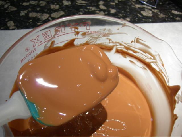 Measuring the temperature of chocolate when cooking – Testo UK Blog