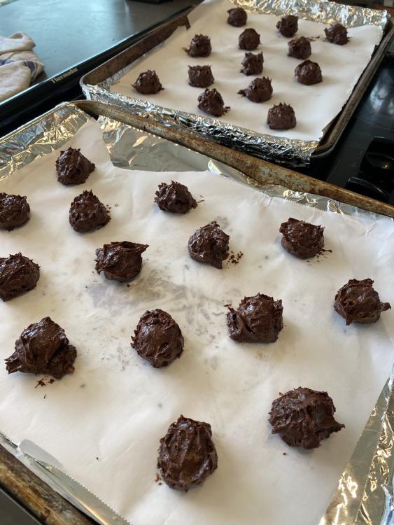 Tiny, salty, chocolatey cookies (Alison Roman)
