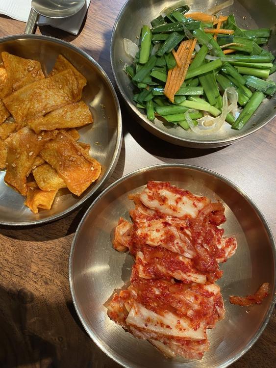 Yuk Dae Jang - banchan