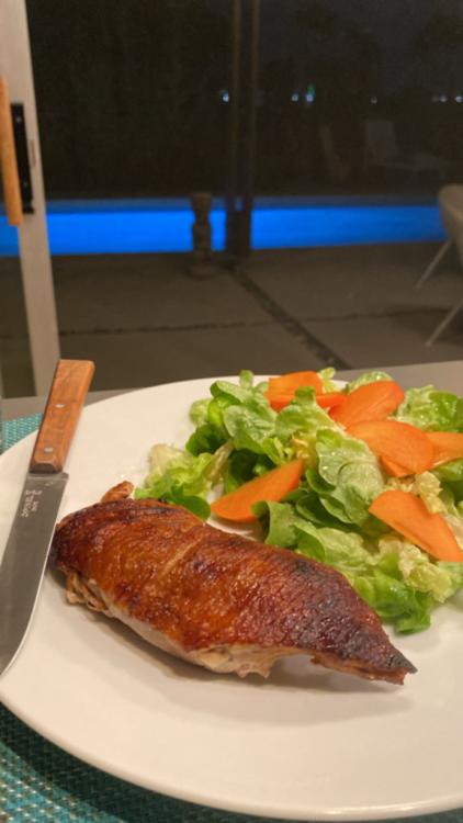 Duck breast with a honey, mandarin & garlic glaze + lettuce & persimmon salad