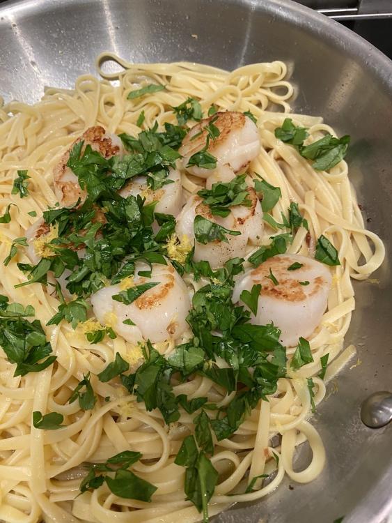 Scampi-style scallops