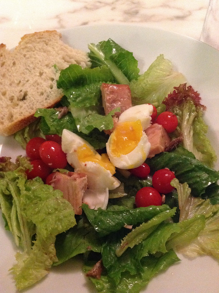 Niçoise-inspired salad