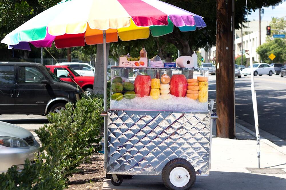 An Ode to the Fruit Carts of Los Angeles | Fruit stands, Fruit, New fruit