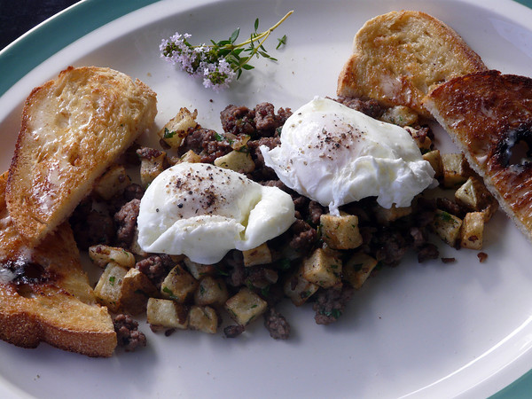 Ground%20beef%20hash%20with%20poached%20