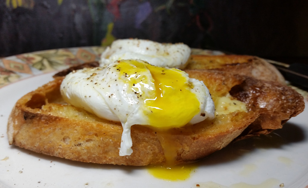 Poached%20Eggs%20Feb%202016-XL.jpg