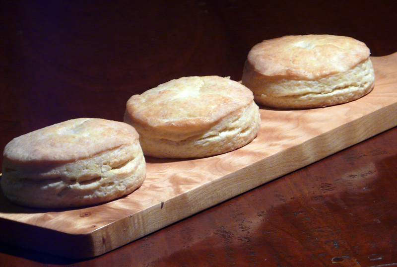 Biscuits%20March%2031st%2C%202014-L.jpg