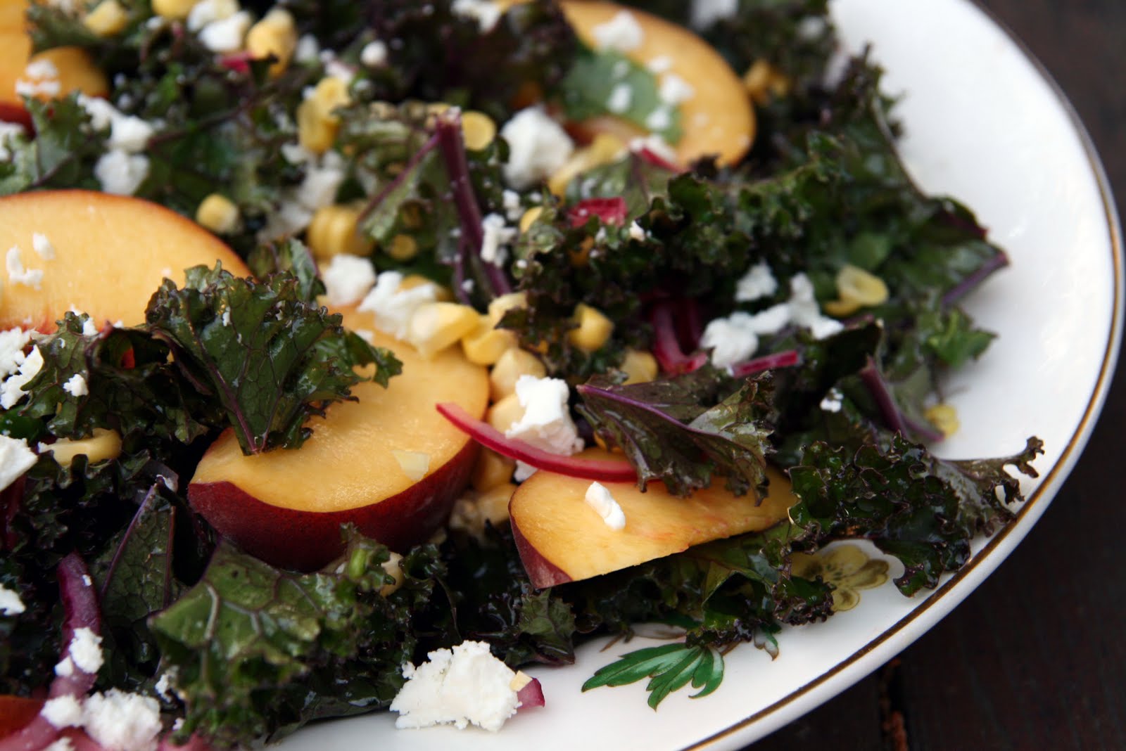 peach+kale+salad+close.jpg