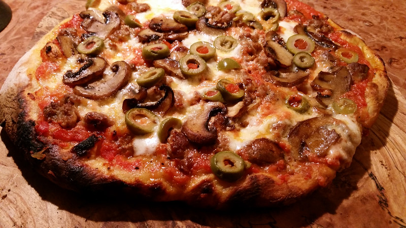 Pizza%20November%209th%2C%202014%202-L.j