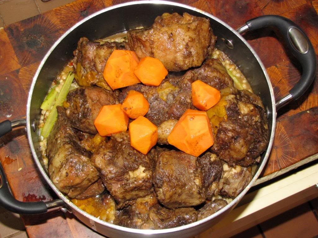 oxtailcarrots_zps384af776.jpg