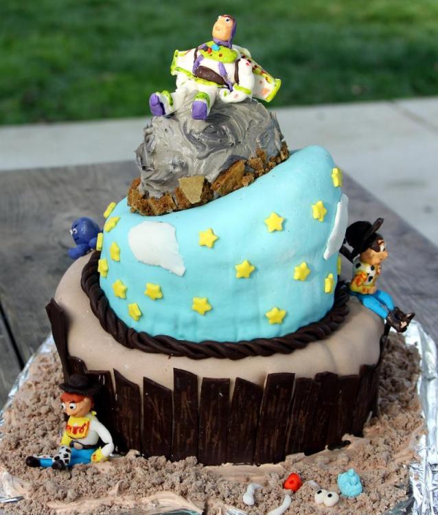 toy story cake.jpg