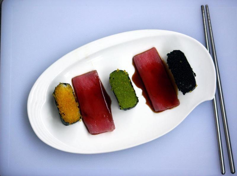 sushi and tuna1024.jpg