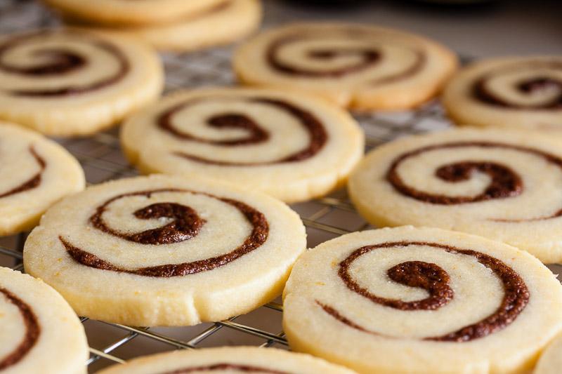 cinnamon-bun-cookies-eG-7180.jpg