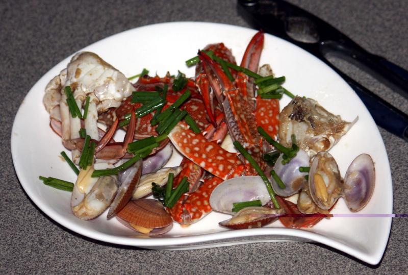 crab and clam.jpg