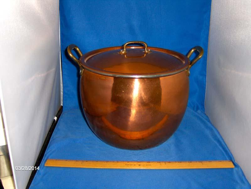Ruffoni 14 Quart stew pot.JPG