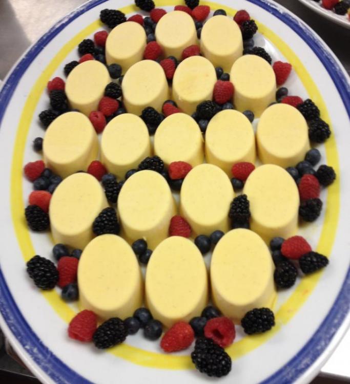 Mango Panna Cotta.jpg