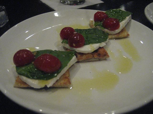 capresecrostini.jpg