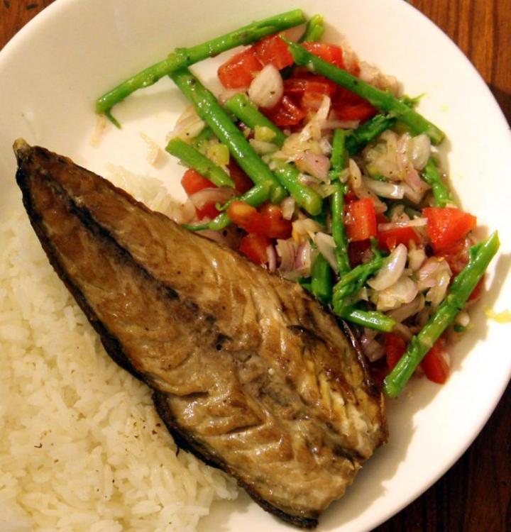 mackerel asparagus salad and rice.jpg