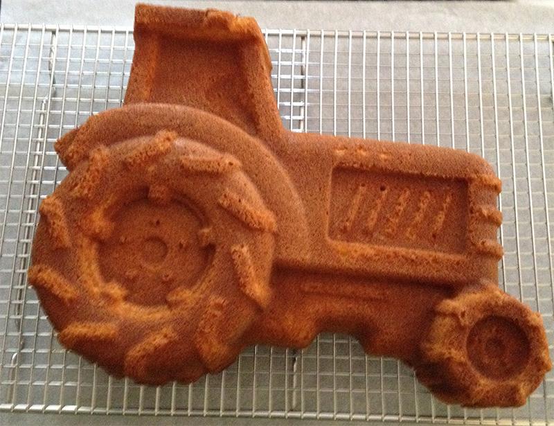 IMG_1502-tractor pound cake.jpg