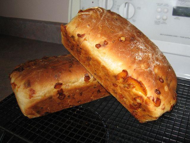 Cheese bread baked.jpg