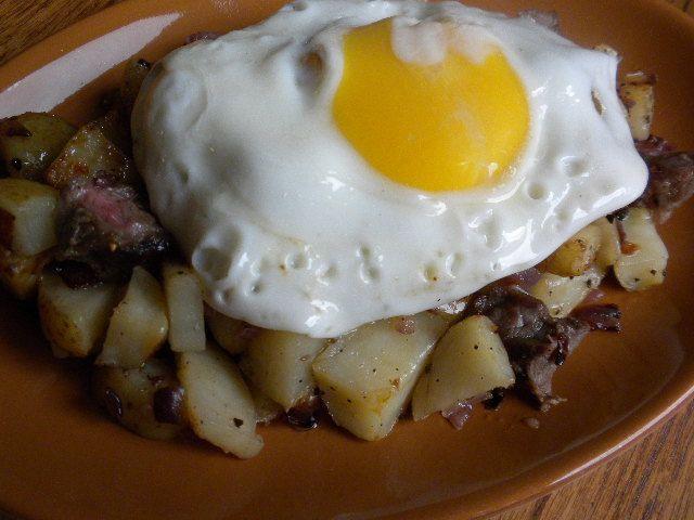 Fried egg on hash.jpg