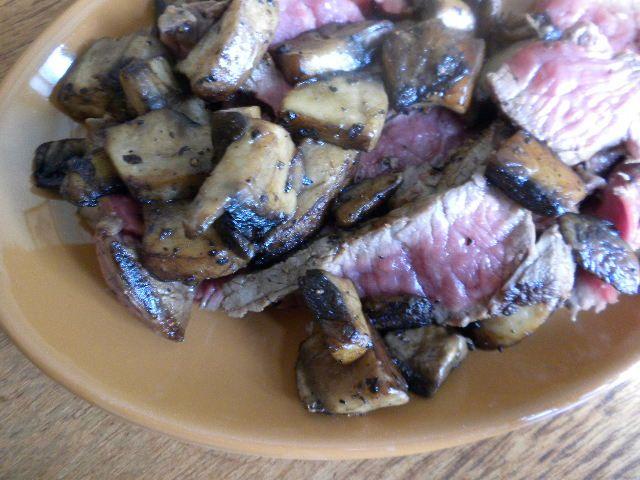 steak and mushrooms.jpg