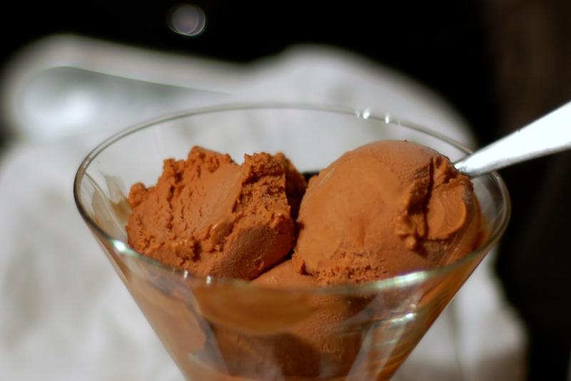 Helado de Chocolate y Chile Pasilla.jpg