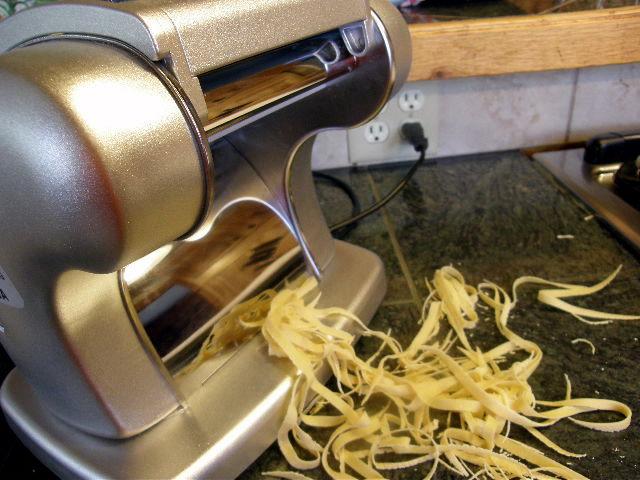 Pasta and machine.jpg