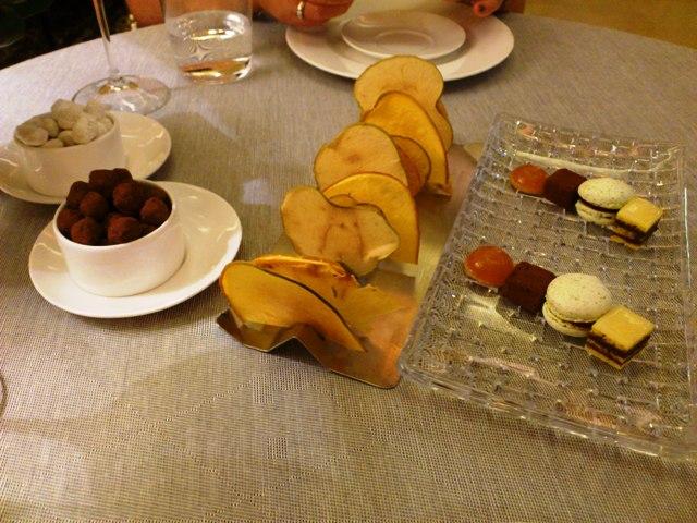 Cracco -Pettit fours...jpg