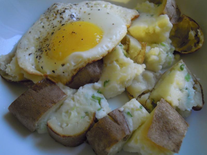 baked potato with sunny egg.jpg