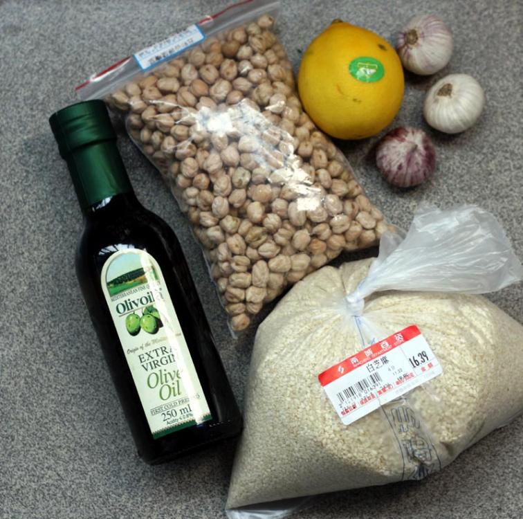 hummus ingredients.jpg