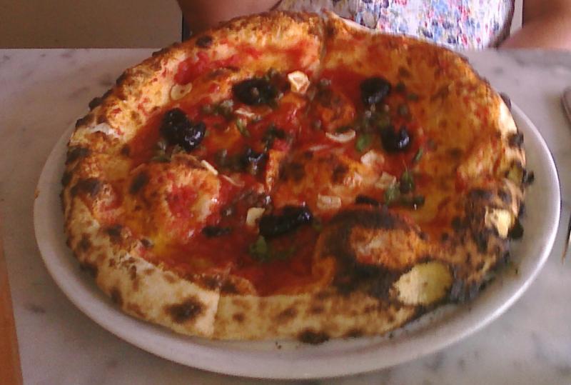 2009_09_06 pizza.jpg