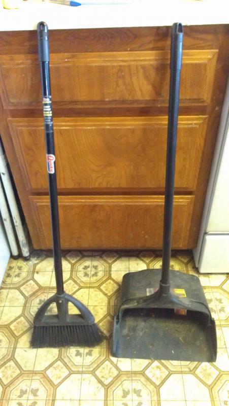 Kitchen Broom and Dust Pan - Kitchen Consumer - eGullet Forums