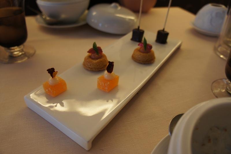 Petits fours.JPG