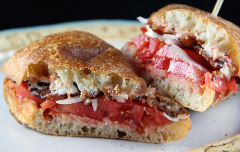 tomato sandwich.jpg