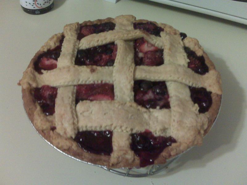 triple berry pie.jpg