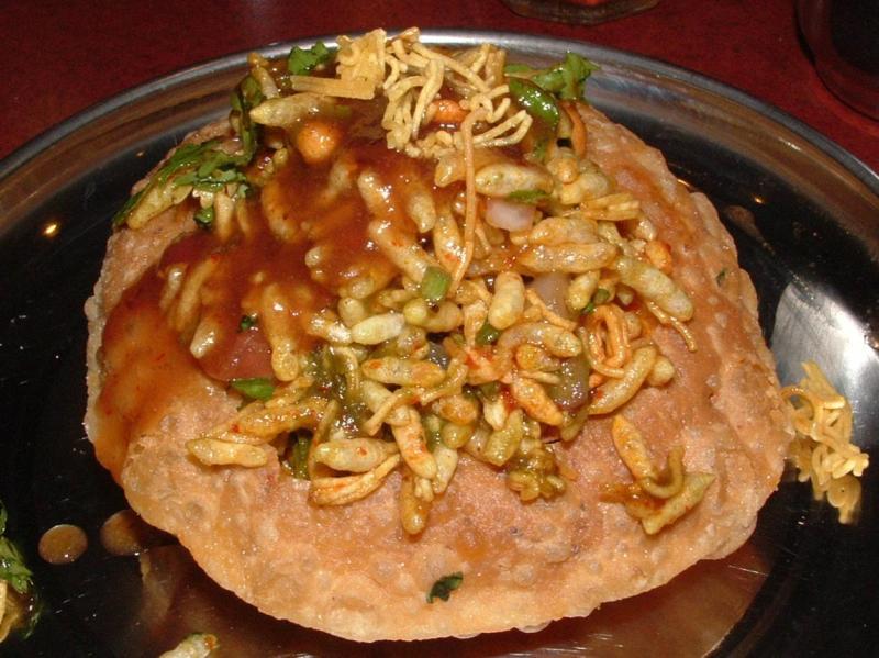 Shri Balaji Bhavan - Kachori 002.jpg