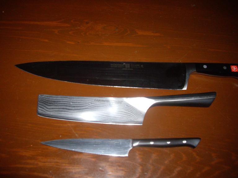 3knives9980.jpg