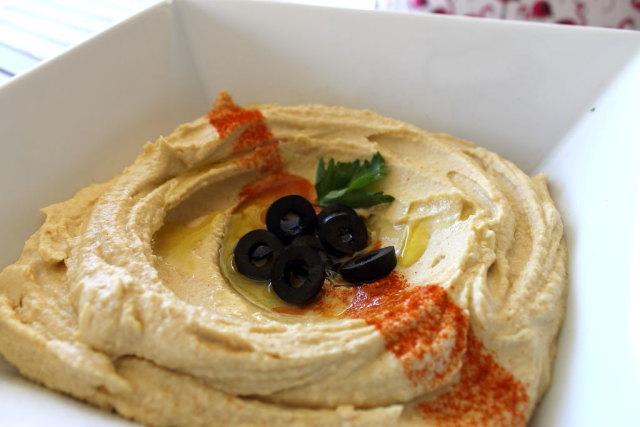 hummus_P.JPG