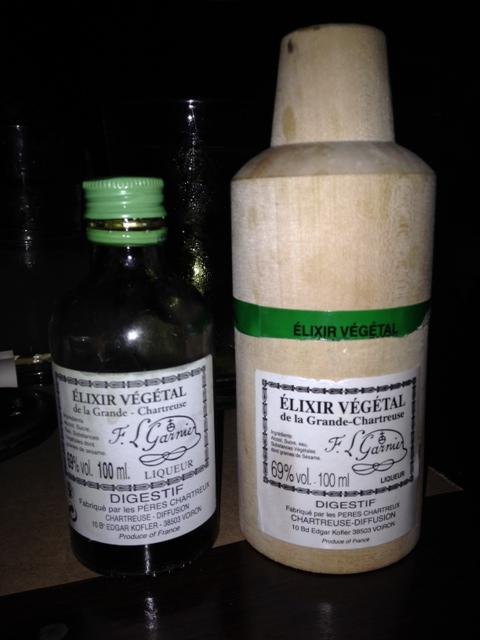 Chartreuse Elixir Vegetal.JPG