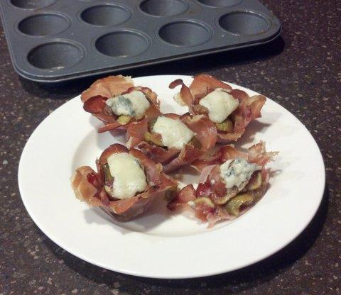 figs in prosciutto cups.jpg