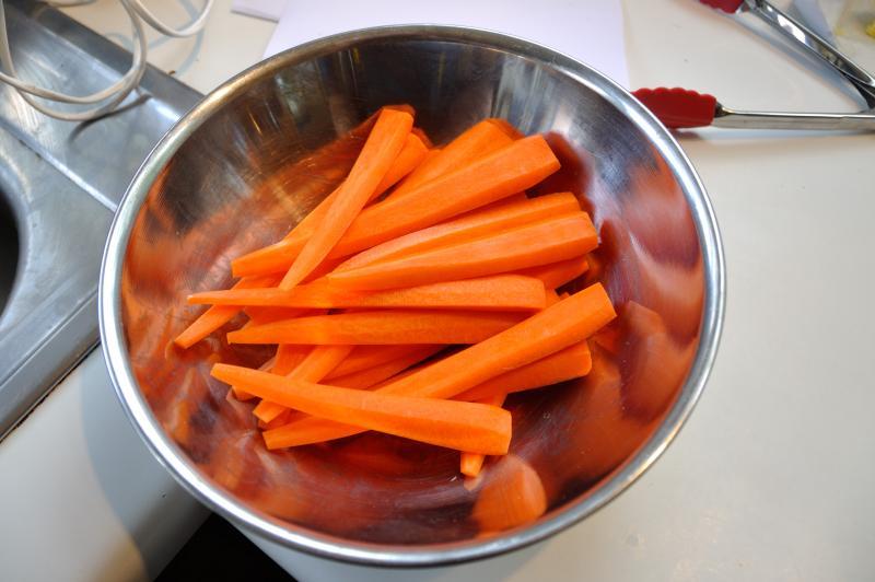 18_carrot_soup_prepped.jpg