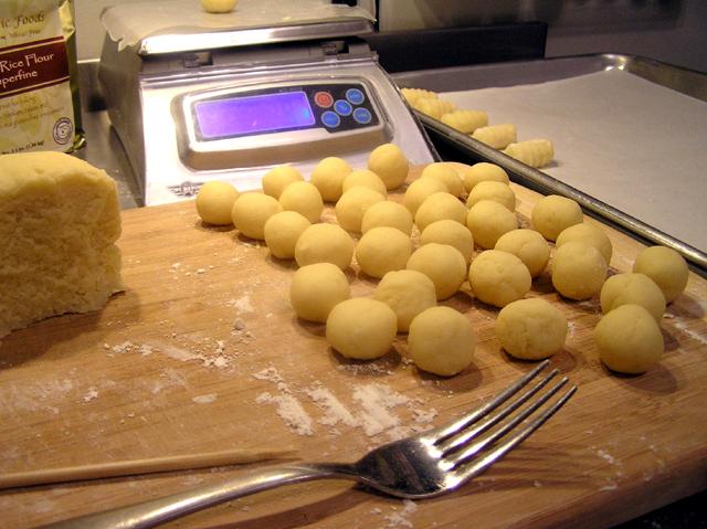 gnocchi balling.jpg