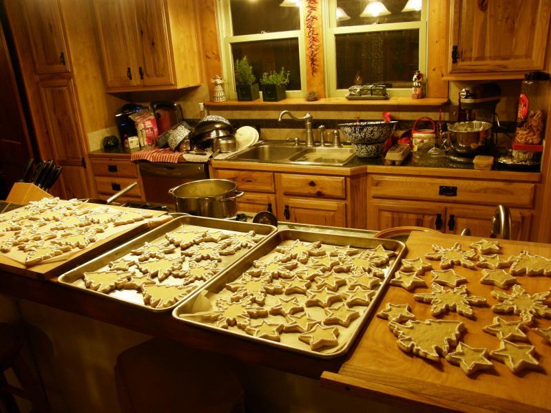 Christmas Cookies 2010 006.jpg