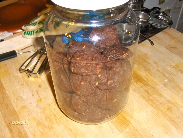 Cocoa almond cookies.jpg