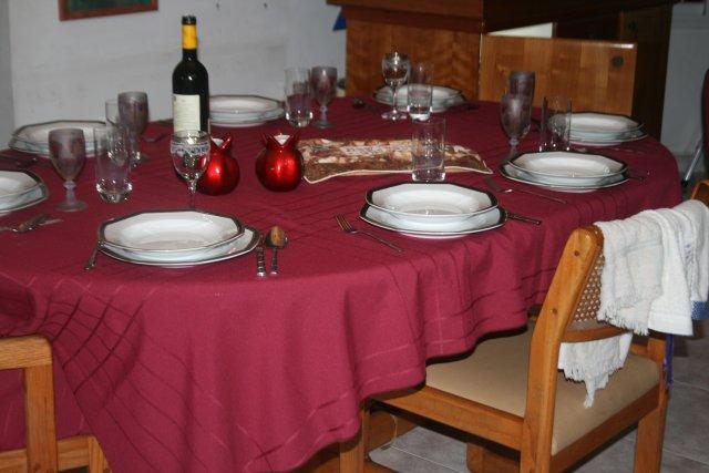 dinner table1.jpg