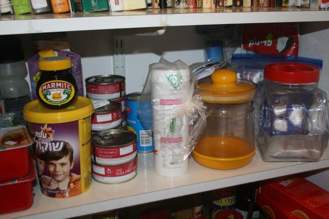 pantry4jpg.jpg