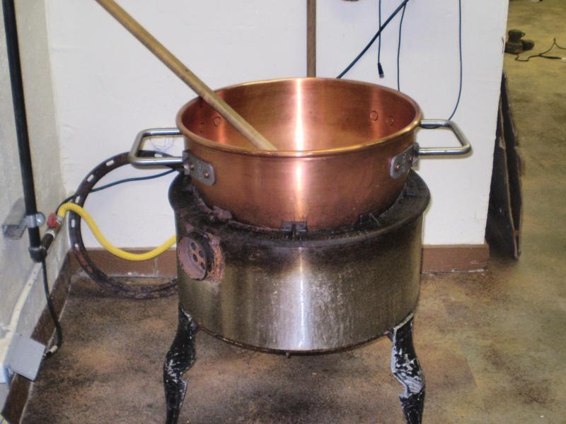 pot & stove.JPG