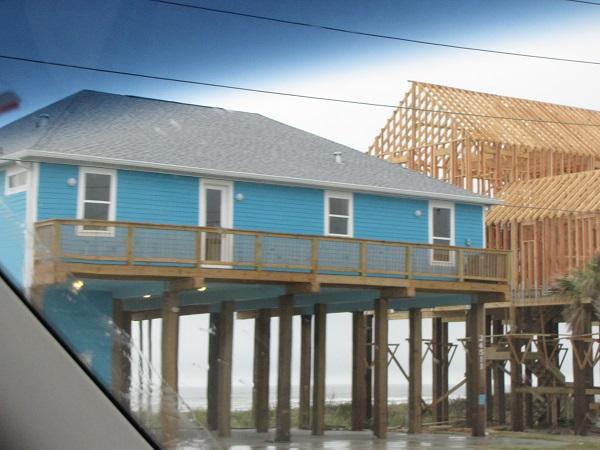 Galveston stilt houses.jpg