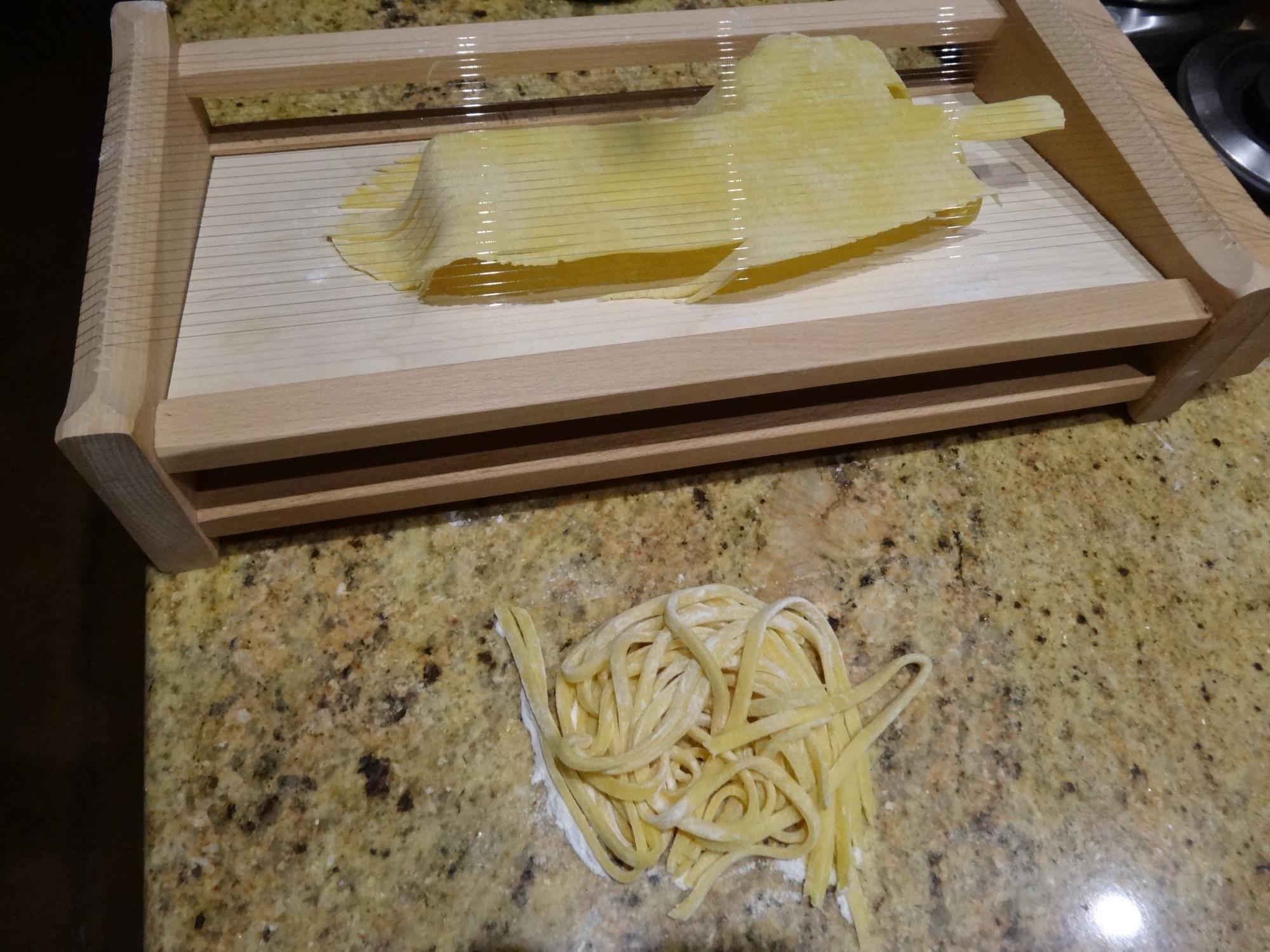 Chitarra Pasta Kit With Chitarra for Pasta Rolling Pin Cm 32, for
